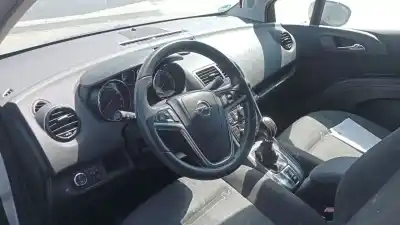 Veículo de Sucata opel meriva b enjoy do ano 2011 alimentado a14xer