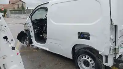 Veículo de Sucata citroen berlingo feel m do ano 2024 alimentado yh01