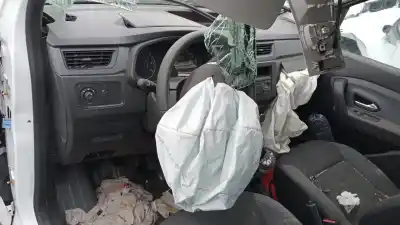 Veículo de Sucata renault express advance do ano 2024 alimentado k9k u8