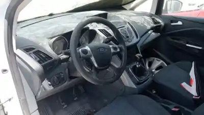 Sloopvoertuig ford grand c-max edition van het jaar 2015 aangedreven t1da