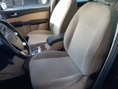 Veículo de Sucata ford focus sportbreak (cap) ghia do ano 2005 alimentado kkda