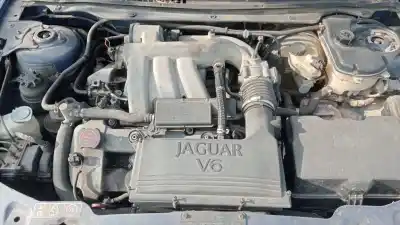 Здавання транспортного засобу jaguar x-type 2.5 v6 року 2006 потужний 