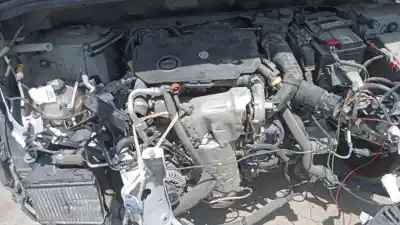 Veículo de Sucata opel combo life edition do ano 2022 alimentado yh01