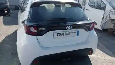 Veículo de Sucata toyota yaris (xp21) hybrid style do ano 2024 alimentado 