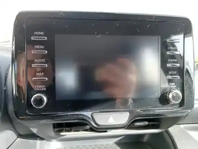 Veículo de Sucata toyota yaris (xp21) hybrid style do ano 2024 alimentado 