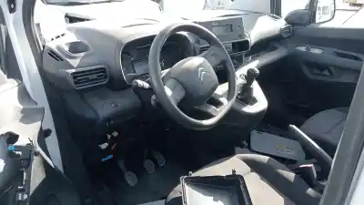 Veicolo di demolizione citroen berlingo live m dell'anno 2020 alimentato yh01