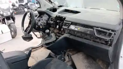 Scrapping Vehicle renault kangoo profesional of the year 2021 powered k9k u8