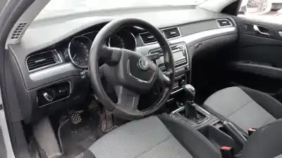 Veículo de Sucata skoda suberb (3t4) 2.0 comfort do ano 2009 alimentado bmp