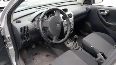 Veicolo di demolizione opel corsa c corsavan dell'anno 2005 alimentato z13dt
