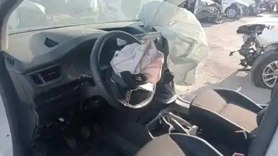 Veículo de Sucata renault kangoo iii authentic do ano 2023 alimentado k9k u8