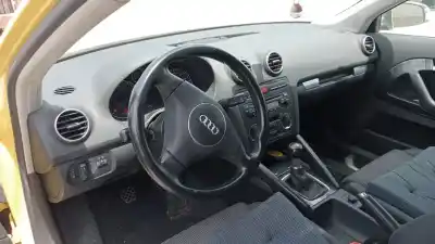 Veículo de Sucata audi a3 (8p) 1.6 ambiente do ano 2004 alimentado bgu