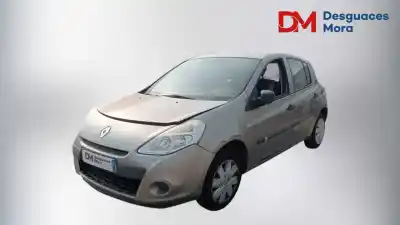 Scrapping Vehicle renault clio iii style of the year 2010 powered 