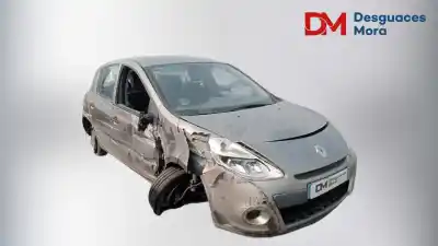 Scrapping Vehicle renault clio iii style of the year 2010 powered 