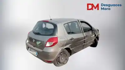 Scrapping Vehicle renault clio iii style of the year 2010 powered 