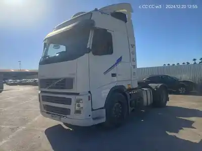 Здавання транспортного засобу volvo fh 12 d12d460ec01 року 2002 потужний d12d460 ec01