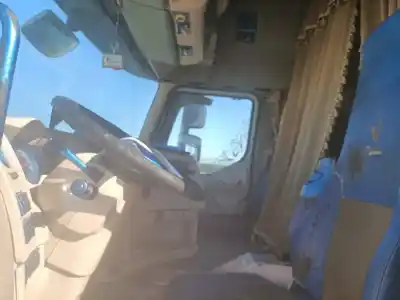 Veículo de Sucata renault premium distribution fas 4x2 cabina larga do ano 2007 alimentado dxi11 450