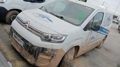 Veicolo di demolizione citroen berlingo feel m dell'anno 2023 alimentato 