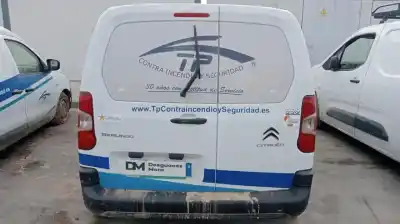 Veicolo di demolizione citroen berlingo feel m dell'anno 2023 alimentato 