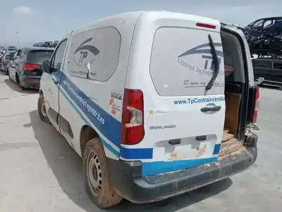 Veicolo di demolizione citroen berlingo feel m dell'anno 2023 alimentato 