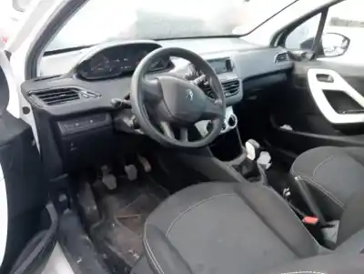 Veículo de Sucata peugeot 208 like do ano 2014 alimentado zm01