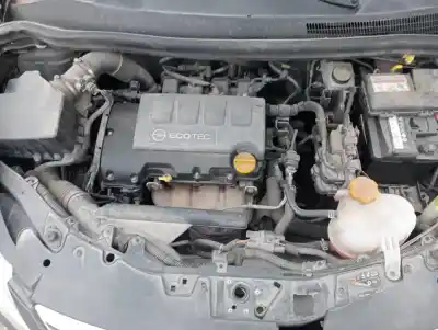 Здавання транспортного засобу opel corsa d cosmo року 2013 потужний a12xer