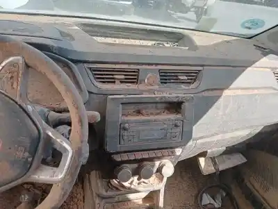 Veicolo di demolizione renault express confort dell'anno 2024 alimentato k9k