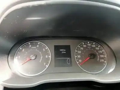 Veículo de Sucata dacia duster ii expression do ano 2023 alimentado h5hb490