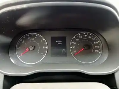 Veículo de Sucata dacia duster ii expression do ano 2023 alimentado h5hb490