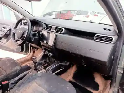 Veículo de Sucata dacia duster ii expression do ano 2023 alimentado h5hb490