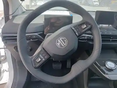 Veículo de Sucata mg 4 standard 170 cv / 125 kw do ano 2024 alimentado 