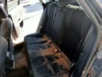 Veicolo di demolizione seat leon st (5f8) fr dell'anno 2019 alimentato dad