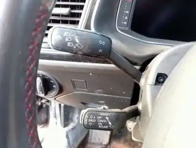 Veicolo di demolizione seat leon st (5f8) fr dell'anno 2019 alimentato dad