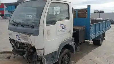 Veicolo di demolizione nissan cabstar e cabina simple cabina individual dell'anno 2001 alimentato bd30d