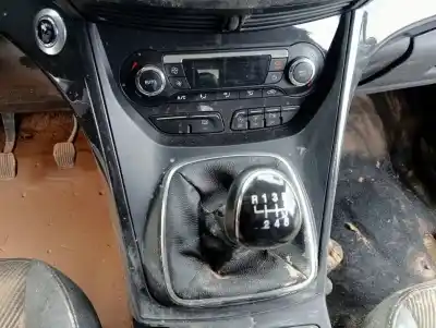 Scrapping Vehicle ford kuga (cbs) 2.0 st-line limited edition of the year 2015 powered 