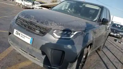 Veículo de Sucata land rover discovery 5 td6 hse do ano 2017 alimentado 