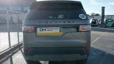 Veículo de Sucata land rover discovery 5 td6 hse do ano 2017 alimentado 