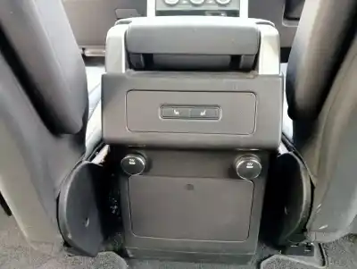 Veículo de Sucata land rover discovery 5 td6 hse do ano 2017 alimentado 