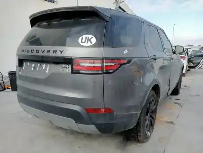 Veículo de Sucata land rover discovery 5 td6 hse do ano 2017 alimentado 