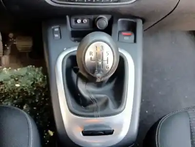 Scrapping Vehicle renault scenic iii expression of the year 2010 powered k9k g8