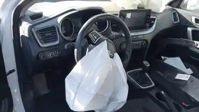 Scrapping Vehicle kia ceed concept of the year 2022 powered d4fe