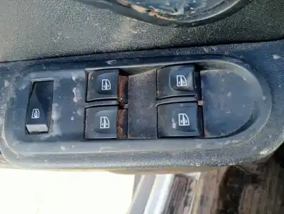 Veículo de Sucata dacia duster ambiance 4x2 do ano 2017 alimentado k9k g6