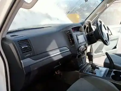 Здавання транспортного засобу mitsubishi montero (v80/v90) 3.2 di-d cat року 2007 потужний 4m41