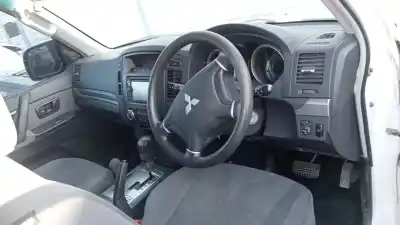 Здавання транспортного засобу mitsubishi montero (v80/v90) 3.2 di-d cat року 2007 потужний 4m41