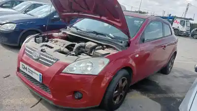 Veicolo di demolizione kia cee´d active dell'anno 2008 alimentato g4fc
