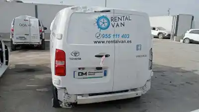 Véhicule à la ferraille toyota proace compact business de l'année 2021 alimenté yh01