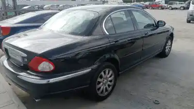 Veículo de Sucata jaguar x-type 2.5 v6 do ano 2001 alimentado g/xb