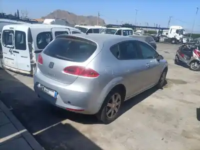 Veicolo di demolizione seat leon (1p1) reference dell'anno 2006 alimentato bxe