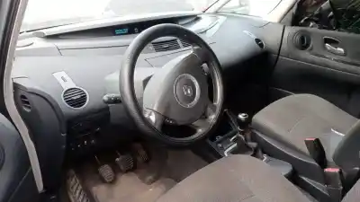 Scrapping Vehicle renault espace iv (jk0) grand espace dynamique of the year 2007 powered m9rc7