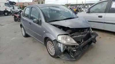 Veículo de Sucata citroen c3 1.4 premier do ano 2005 alimentado kfv
