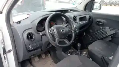 Veículo de Sucata dacia dokker essential do ano 2019 alimentado h4md7